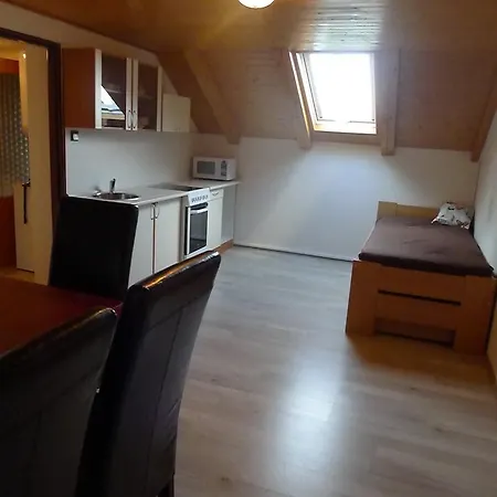 Apartament Rekreacni Areal U Prehrady Orlik
